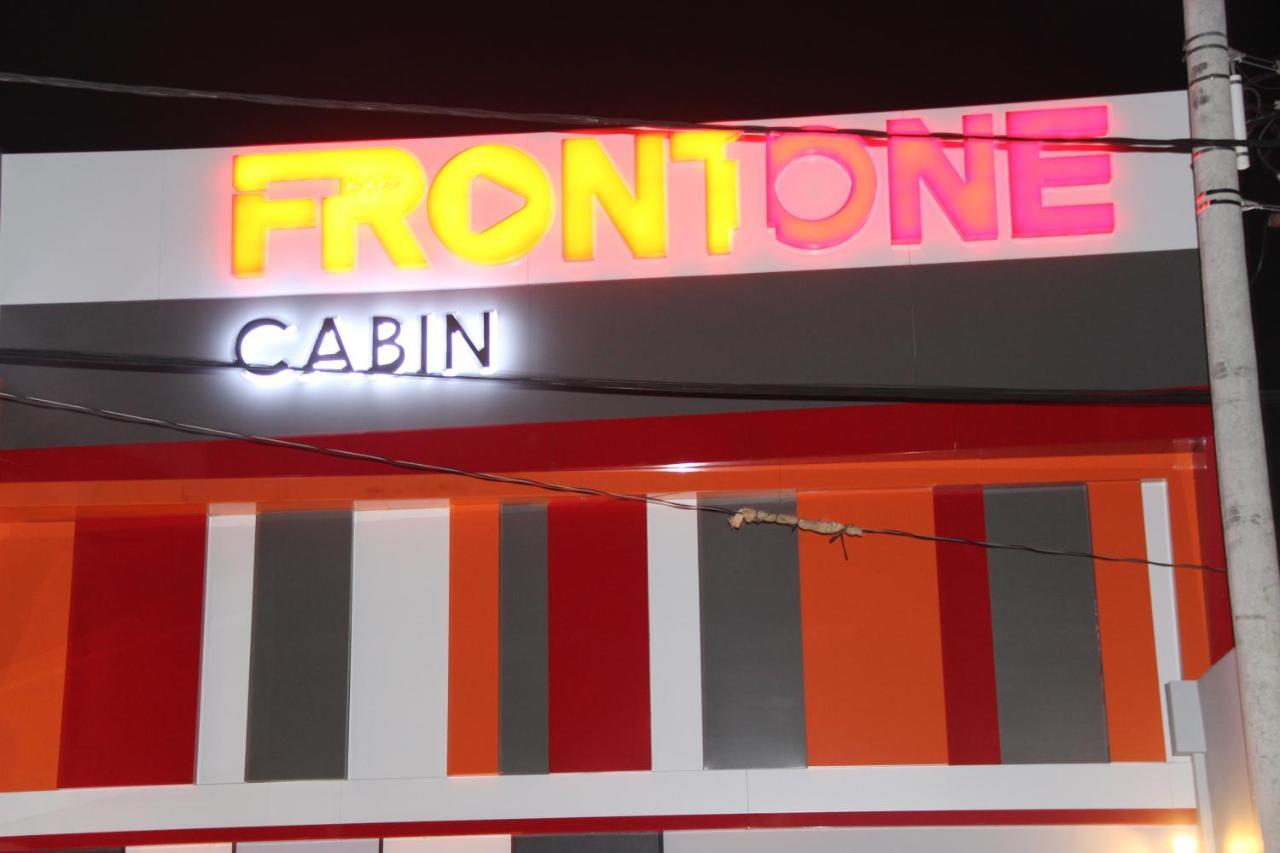 Front One Cabin Malioboro Jogja Джокьякарта Экстерьер фото